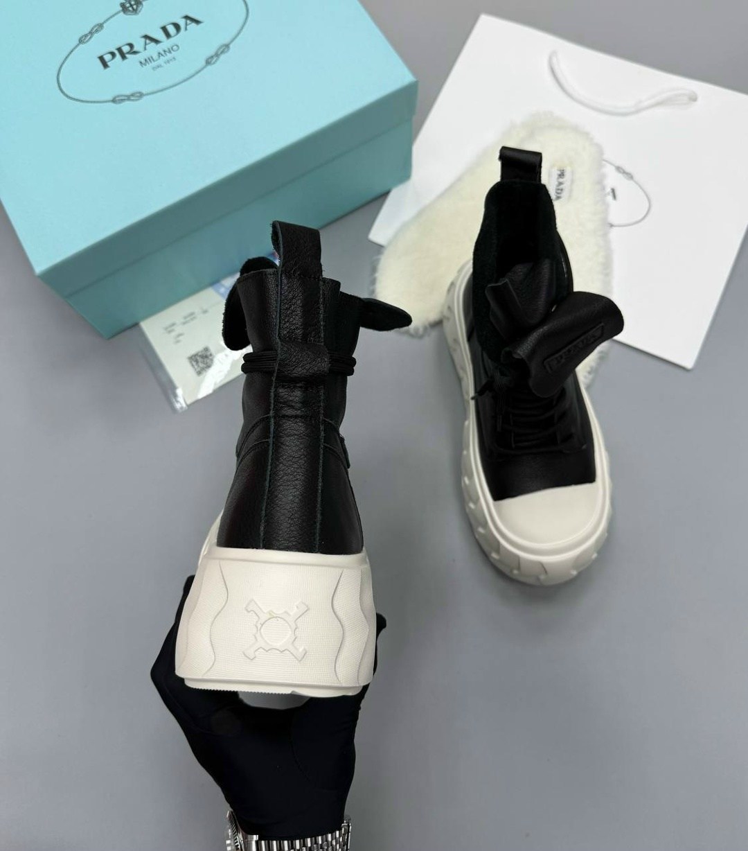 ботинки прада,,ботинки prada,ботинки женские,зимние ботинки прада