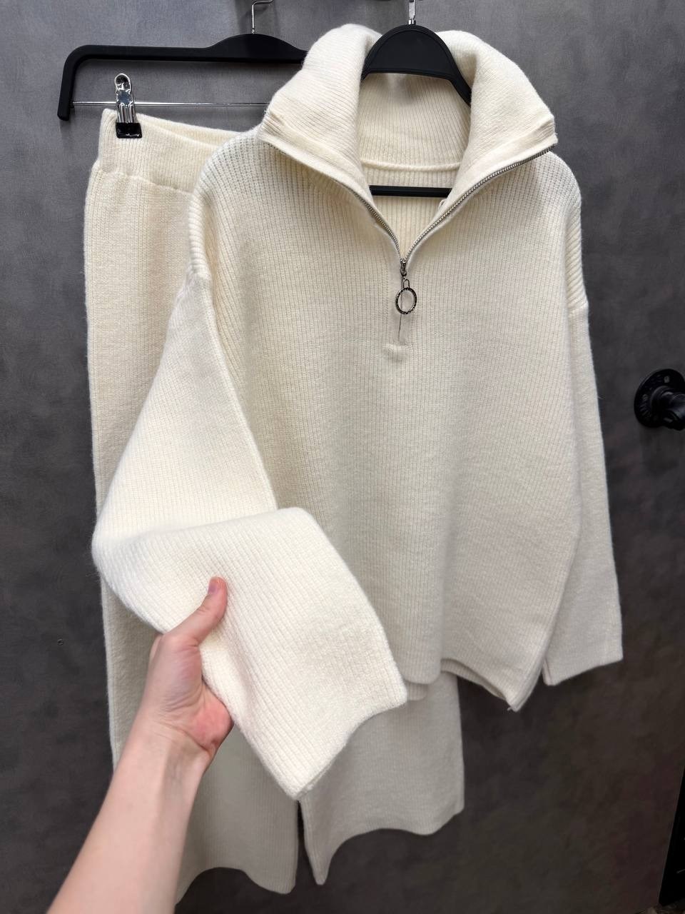 трикотажный костюм,трикотажный костюм женский,вязаные брюки,вязаные кардиганы,вязаные костюмы