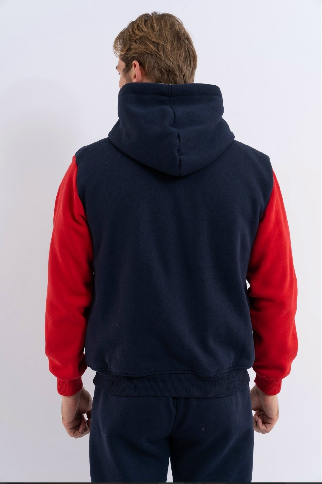 мужской спортивный костюм на флисе,спортивные костюмы мужские,костюмы спортивные,костюм на флисе,мужской спортивный костюм с начёсом