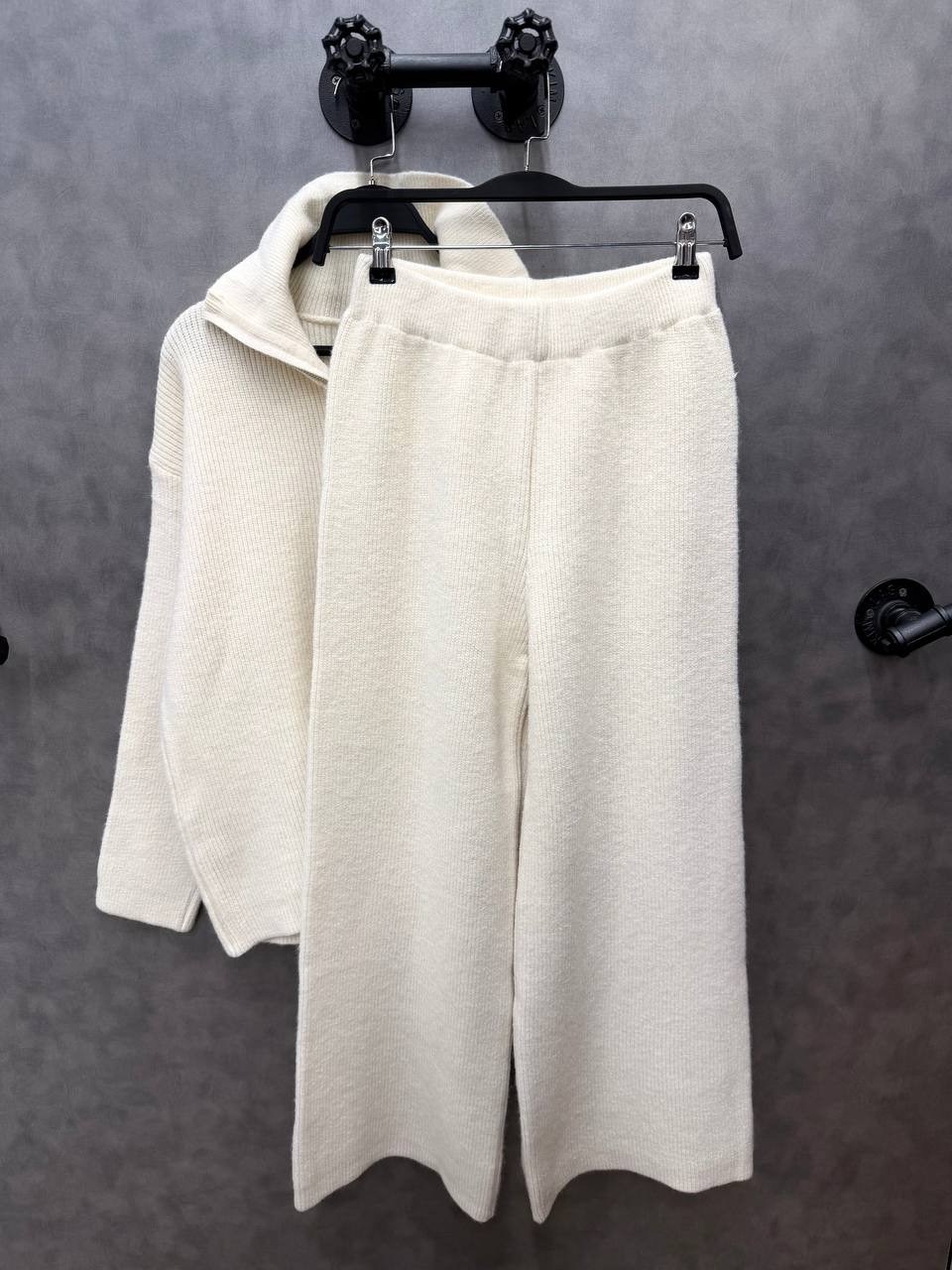 трикотажный костюм,трикотажный костюм женский,вязаные брюки,вязаные кардиганы,вязаные костюмы