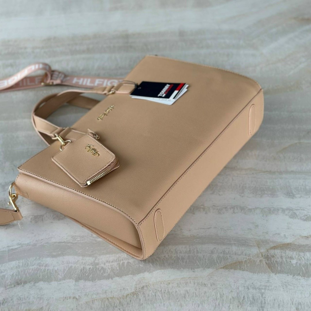 tommy hilfiger сумка,tommy hilfiger сумка бежевая,tommy hilfiger сумка женская,сумка tommy hilfiger сумка,шоппер томми хилфигер