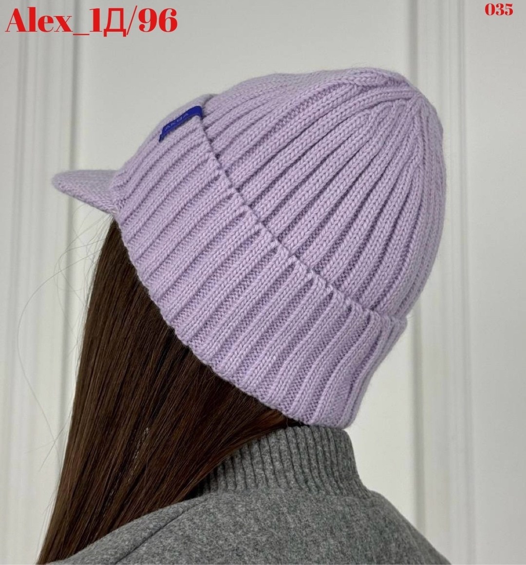 шапка женская,стильная женская шапка,шапка женская осенняя,женская шапка бини,женская вязаная шапка