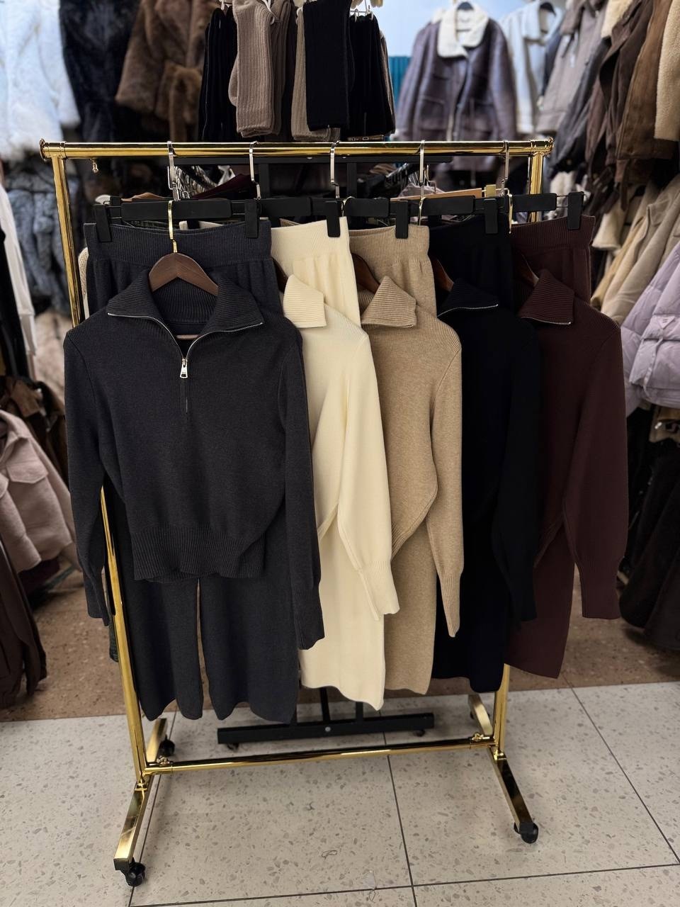 трикотажные костюмы,костюмы брючные,костюмы женские брючные,вязаные костюмы,повседневный костюм