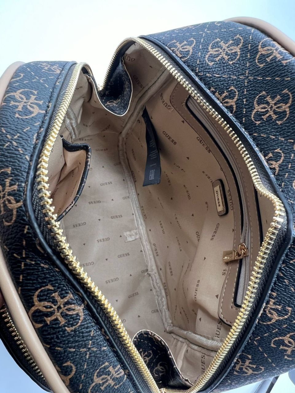 женский рюкзак guess,рюкзак guess,рюкзак guess рюкзак guess,рюкзак guess manhattan серый,guess рюкзак серый