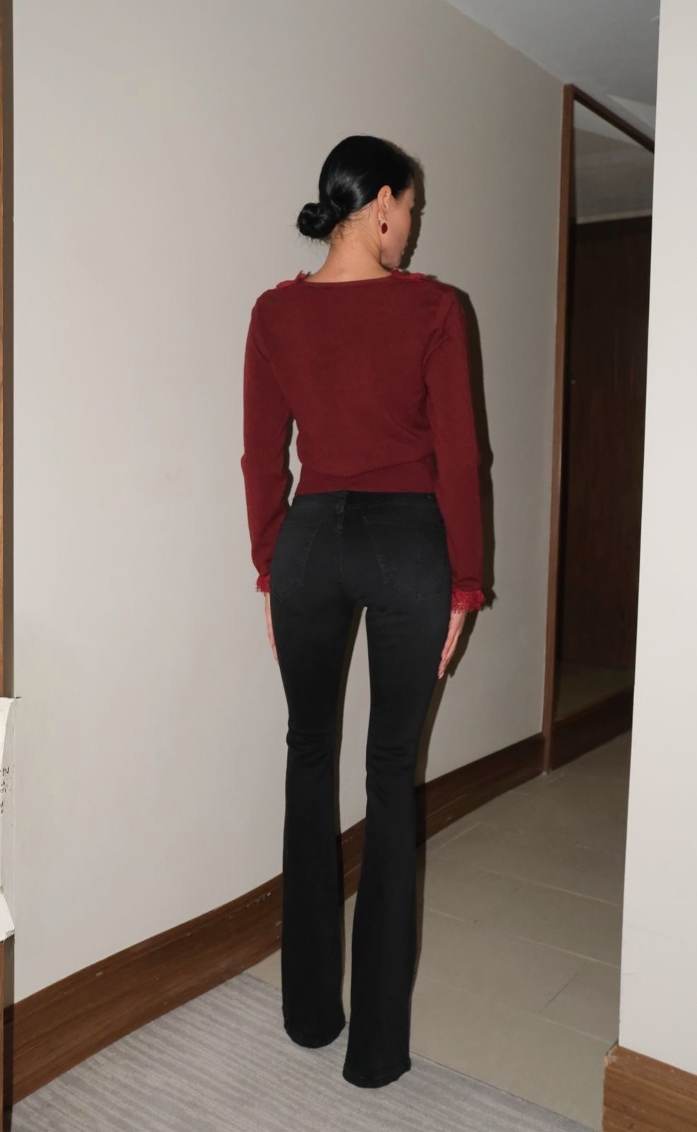 стильная кофта,кофта с кружевами,нарядная кофта,кофточка с кружевом,кофта с кружевными рукавами