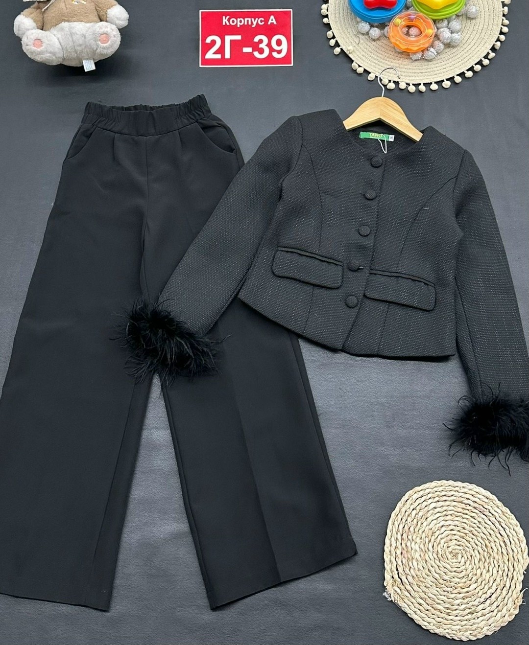 костюмчик,костюмы для девушек,костюм двойка,брючный костюм для девочек,комплект костюм