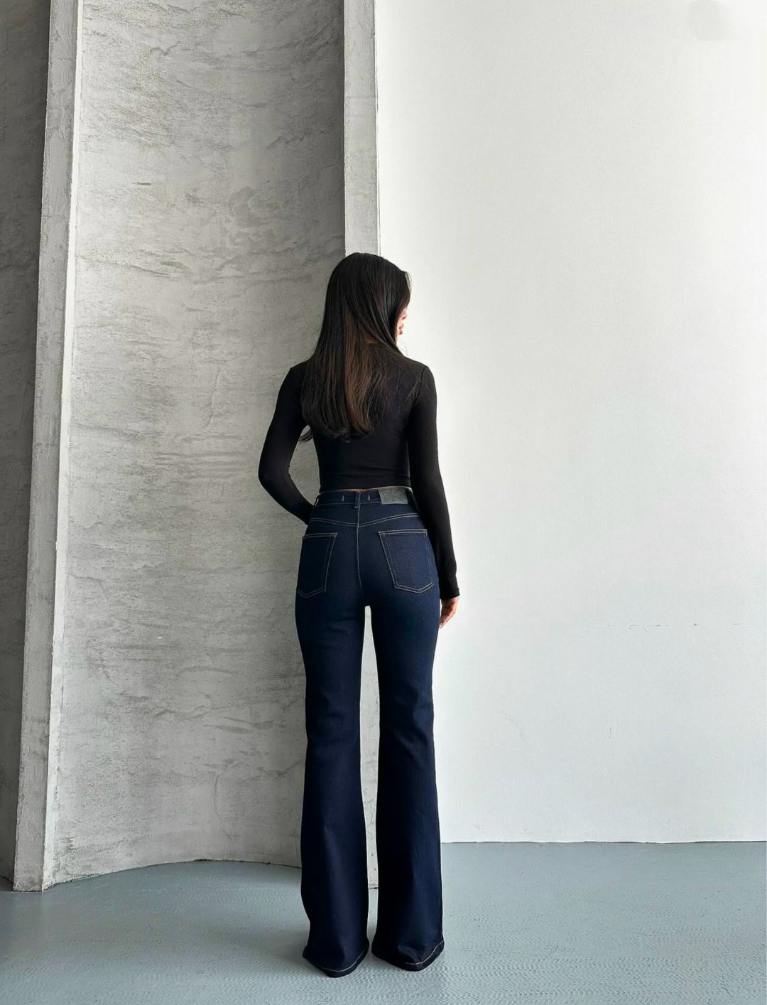 джинсы женские,женские джинсы клеш,брюки джинсовые,модные джинсы,джинсы широкие