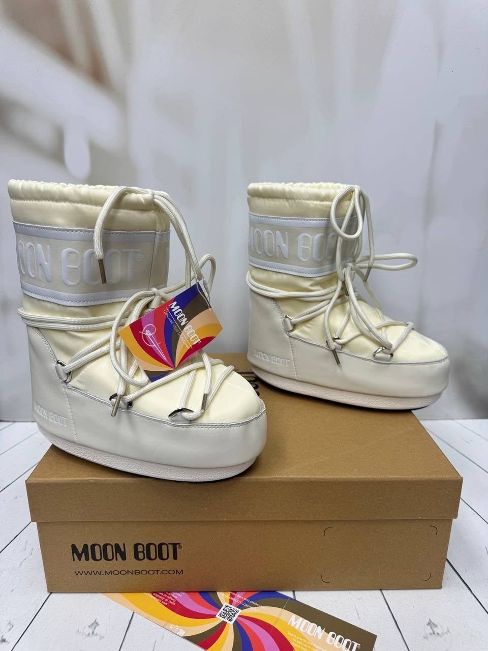 ботинки moon boot,луноходы moon boot,дутики moon boot,зимние ботинки moon boot,сноубутсы moon boot