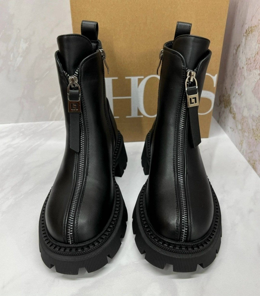 ,женские ботинки,женская ,модные ботинки,обуви