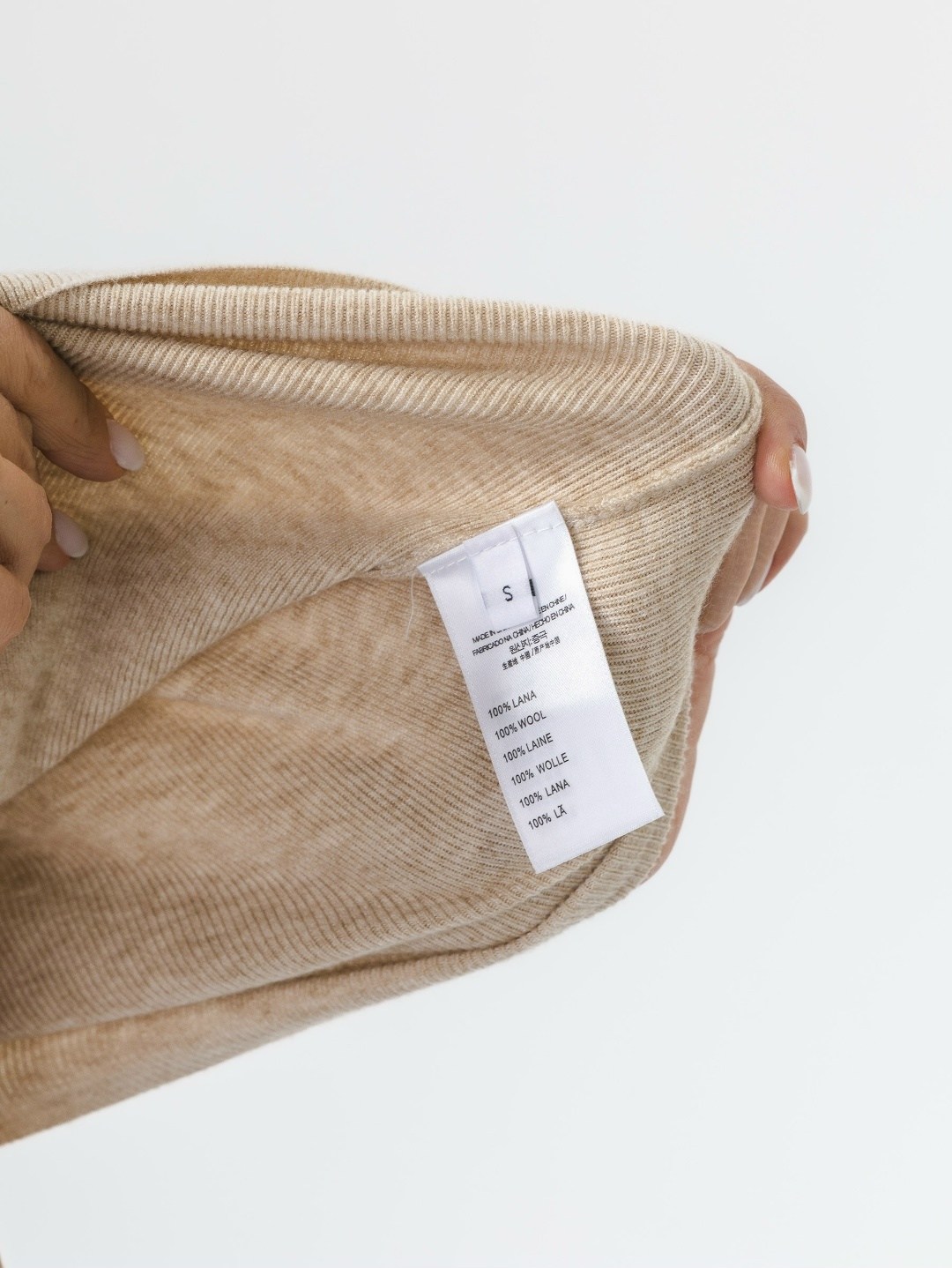 бежевый джемпер,бежевая водолазка,водолазка,женская водолазка,джемпер водолазка