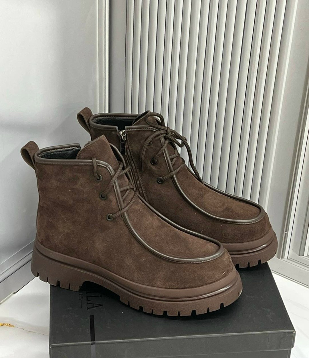 ,ботинки женские,замшевые ботинки,женская ,обуви