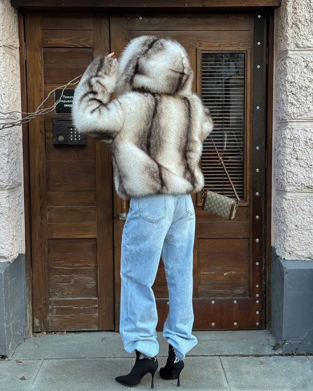 модная шуба,шуба из эко меха,шуба из экомеха,шуба зимняя,искусственная шуба