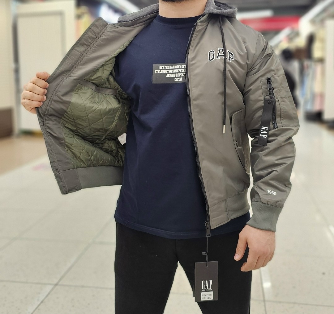 демисезонная куртка,куртка бомбер,куртка,повседневная куртка