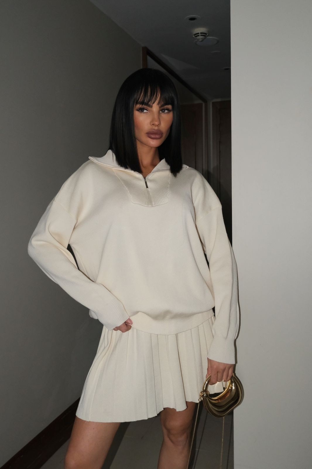 костюм с юбкой,костюм с юбкой плиссе,стильные костюмы,костюм свитер и юбка,кофта женская