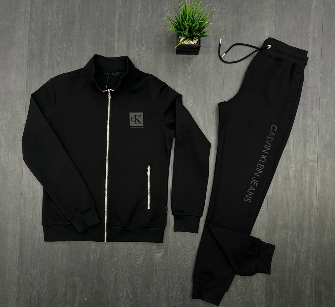 костюм спортивны calvin klein,спортивный костюм armani,мужские костюмы спортивные,костюм кельвин кляйн мужской,спортивные костюм