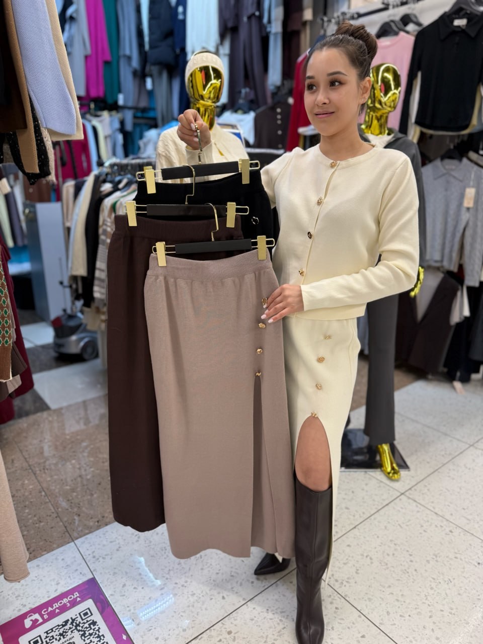 трикотажные костюмы,костюм юбка и кофта,женский трикотажный костюм с юбкой,трикотажный женский костюм,теплый костюм с юбкой