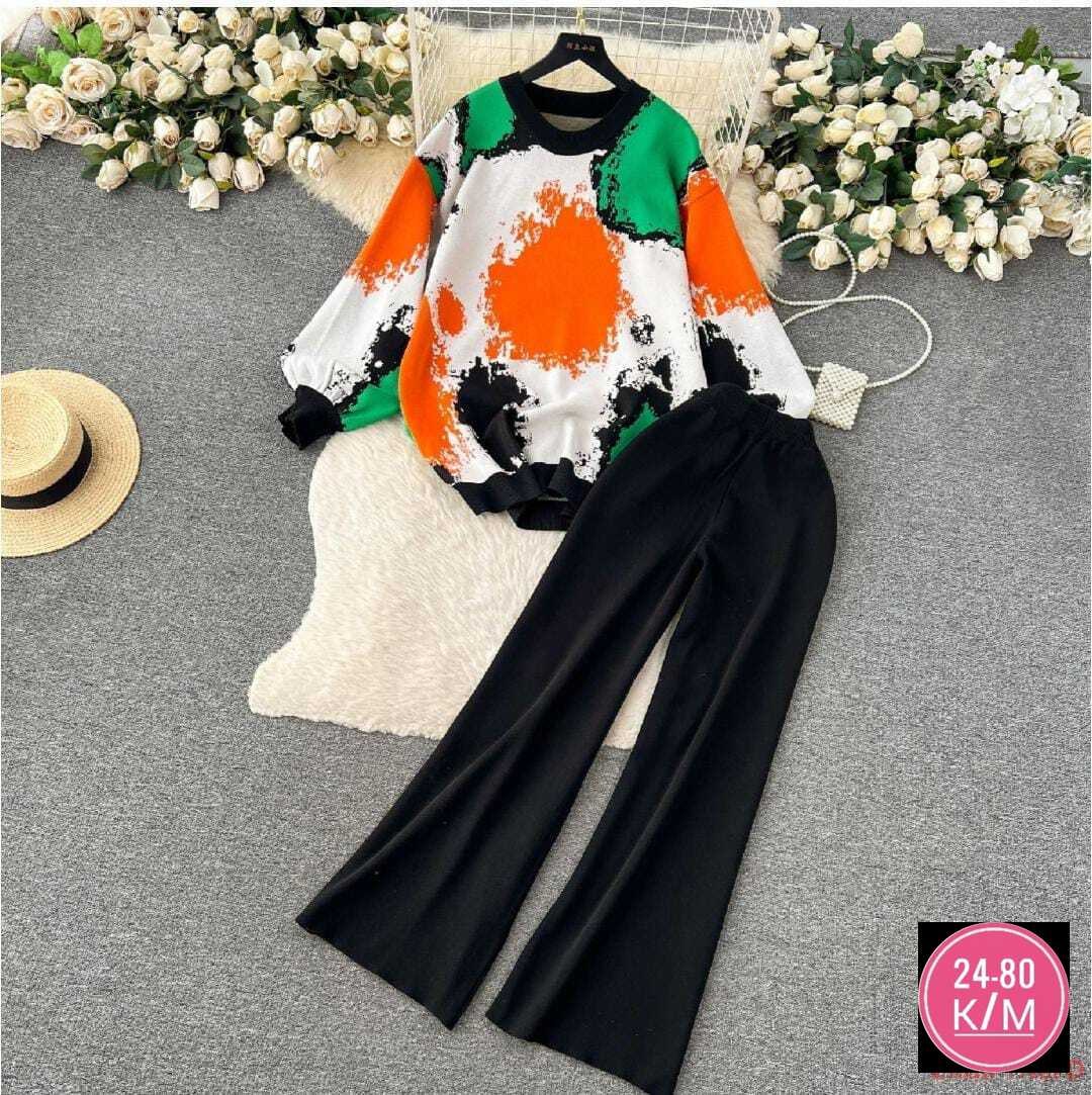 костюм с принтом,трикотажные костюмы,костюмы двойки,повседневный костюм,костюм из свитшота