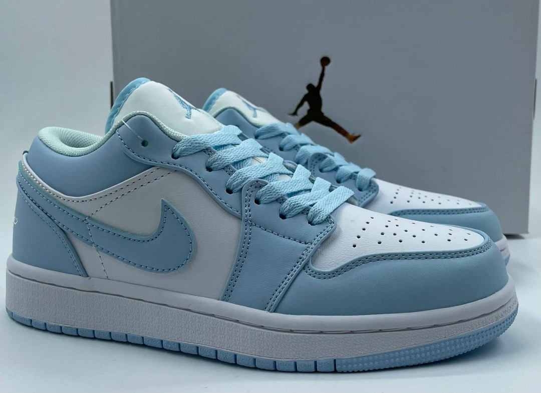 nike air jordan 1 retro high og,кроссовки air jordan 1 retro high og, женская,air jordan 1 retro high og,air jordan 1 retro high og university blue