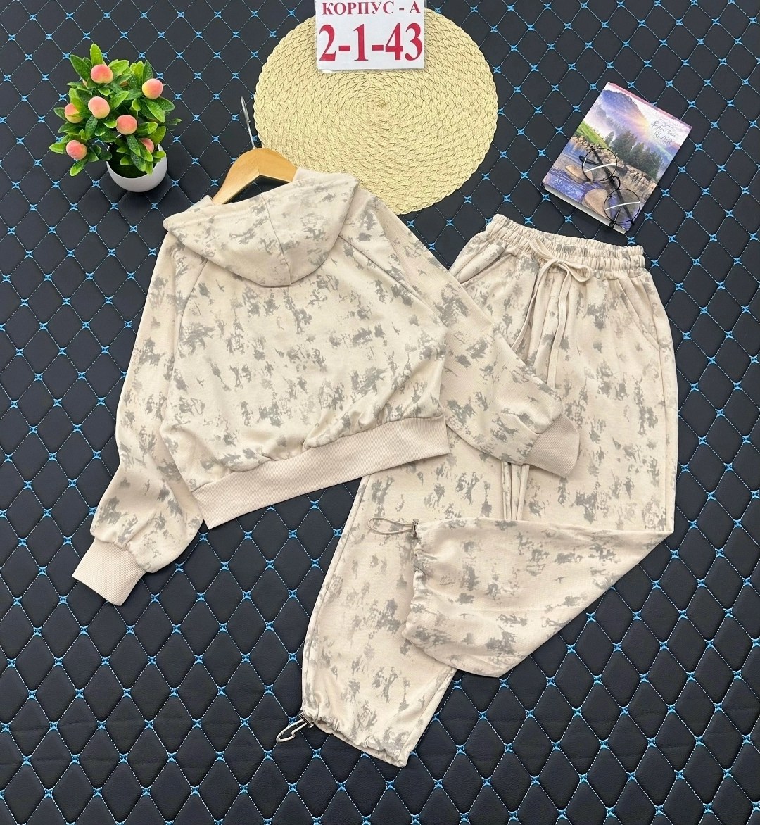 костюмы спортивные для девочки, ,детский костюм,костюм бежевый,костюм молочный