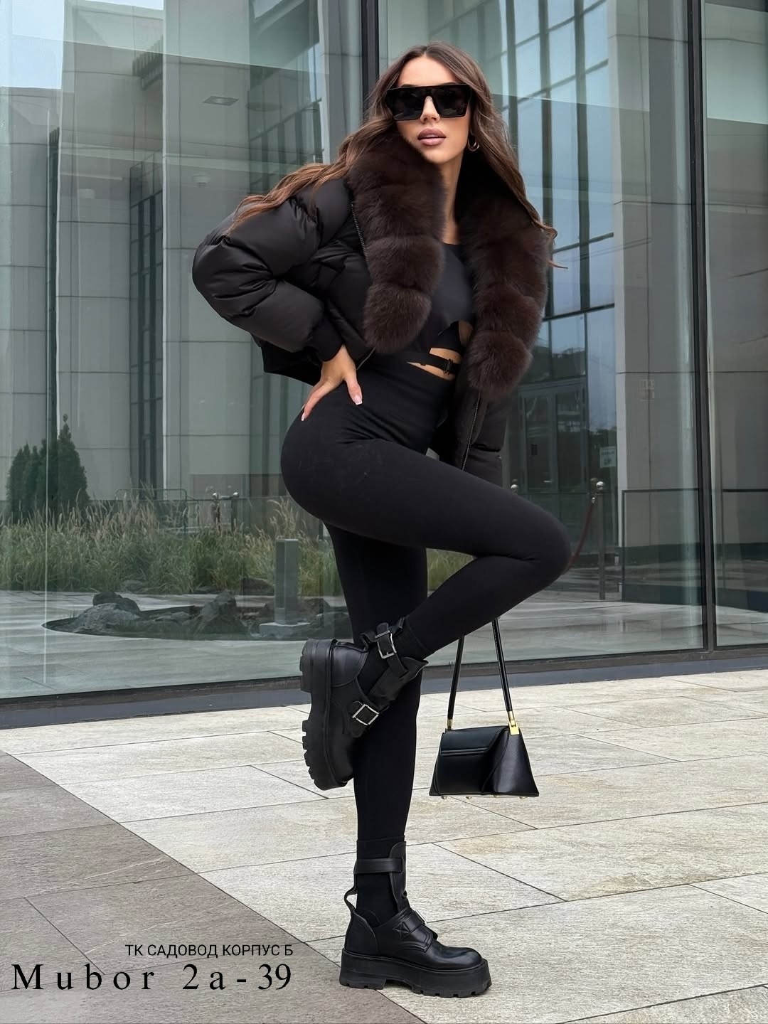стильные пуховики,пуховики с натуральным мехом,пуховик с мехом,куртка пуховик с натуральным мехом,куртка с мехом