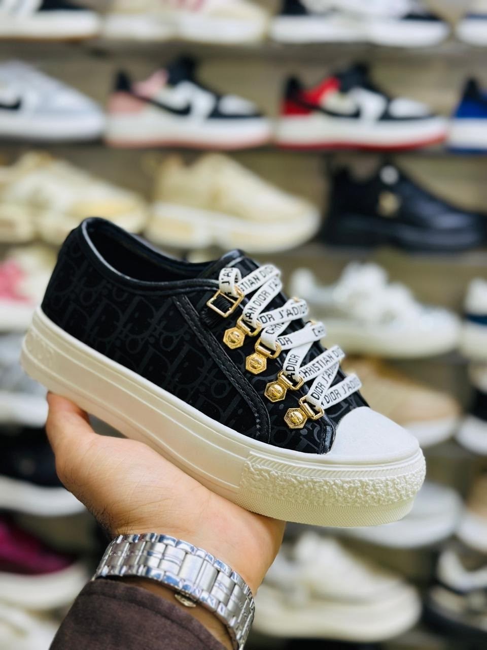 ,женские кроссовки,кроссовки для женщин,спортивная , женская