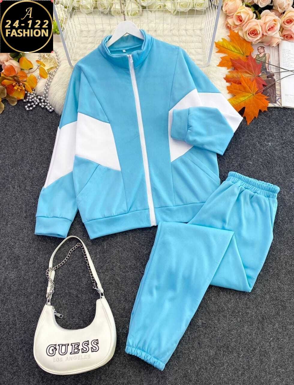 cпортивный костюм женский на флисе,костюм женский на флисе,cпортивный костюм женский теплый,спортивные костюмы на флисе,стильные костюмы