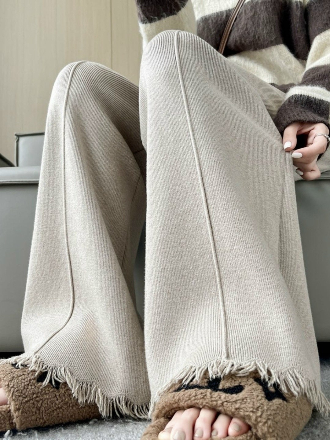 трикотажные брюки,вязаные брюки,широкие трикотажные брюки,брюки с широкими штанинами,женские широкие брюки