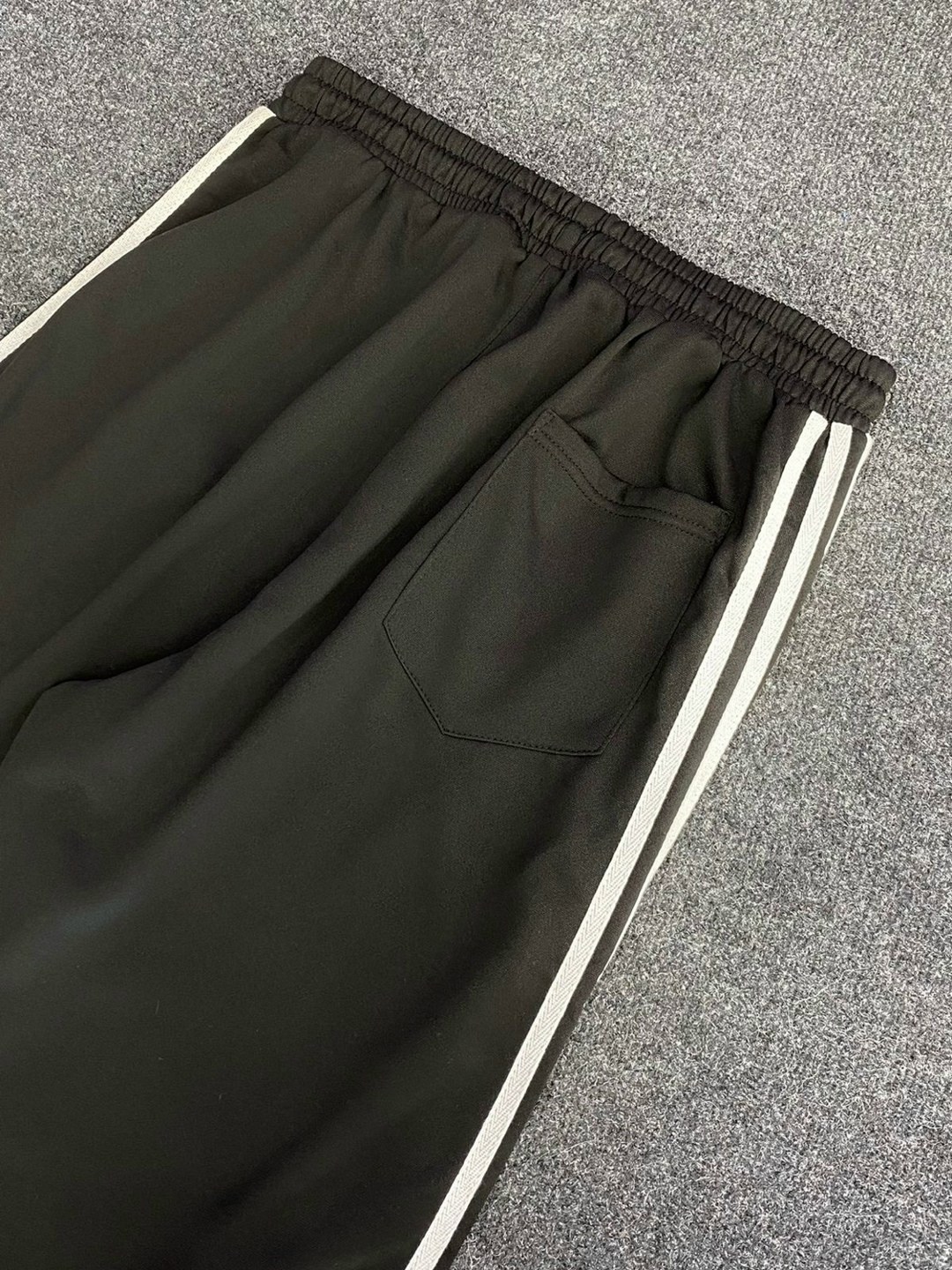 мужские спортивные брюки adidas,адидас штаны,штаны спортивные adidas,спортивные штаны,брюки спортивные adidas