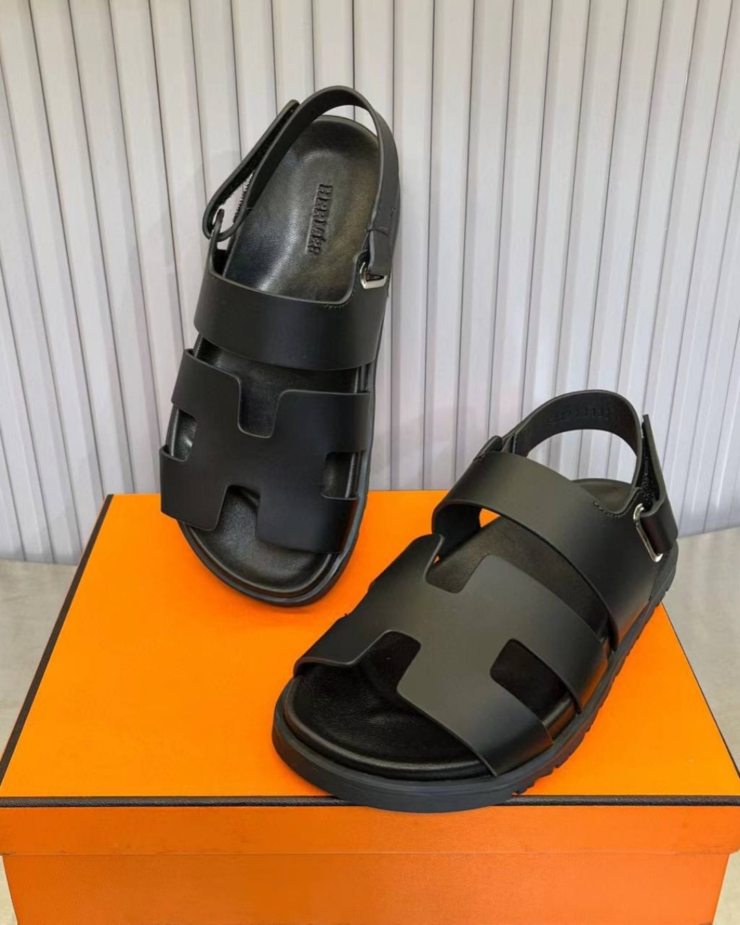 мужские стили,стиль тихая роскошь в одежде для мужчин,тихая роскошь стиль мужской,стиль quiet luxury мужской,мужские наряды