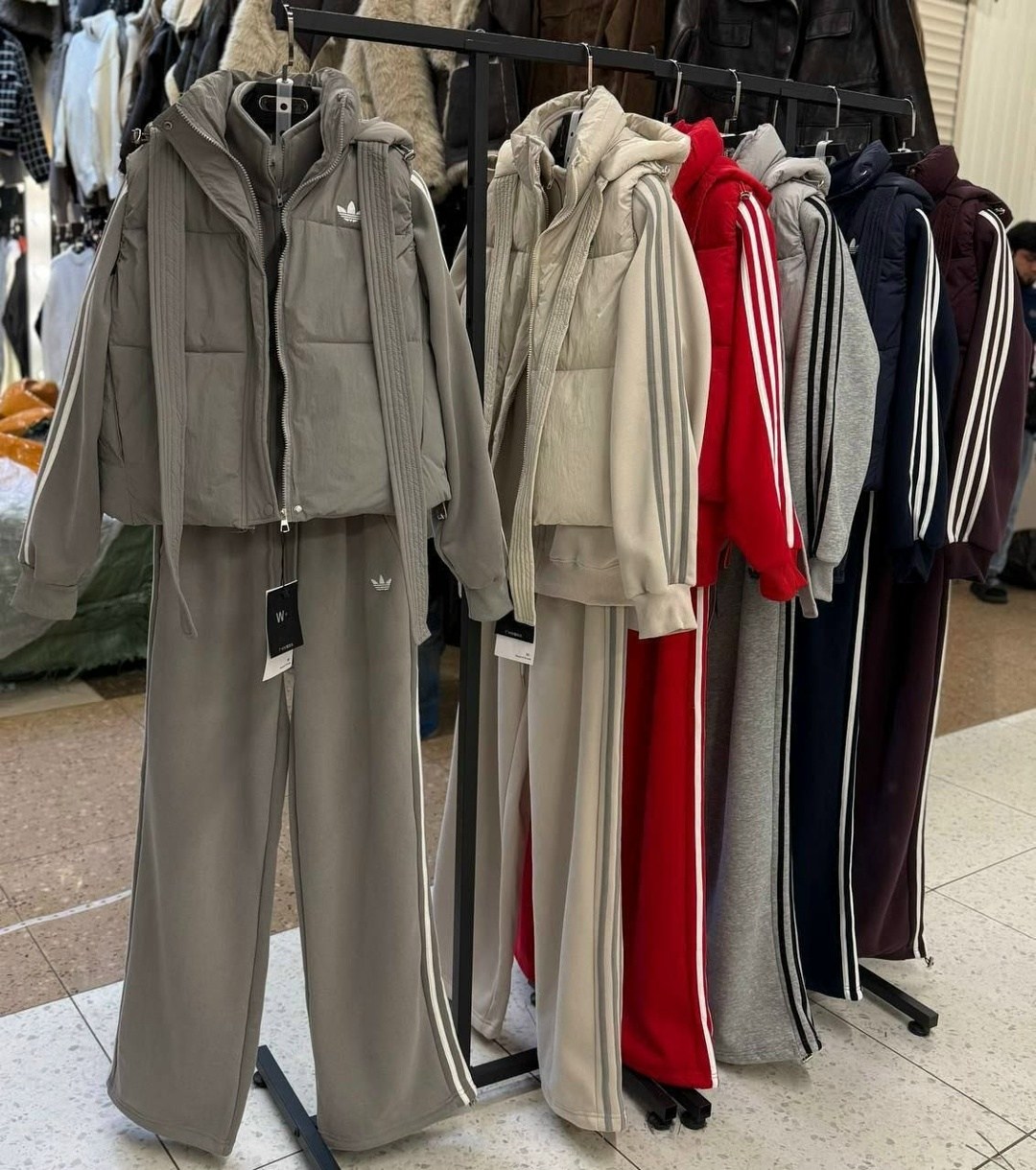 adidas костюм спортивный,костюмы спортивные женские,спортивный костюм женский adidas,спортивные костюмы адидас,спортивные костюмы