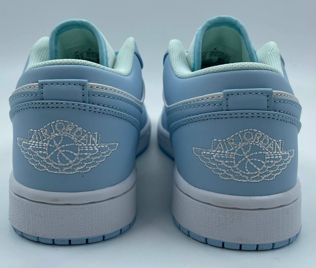 nike air jordan 1 retro high og,кроссовки air jordan 1 retro high og, женская,air jordan 1 retro high og,air jordan 1 retro high og university blue