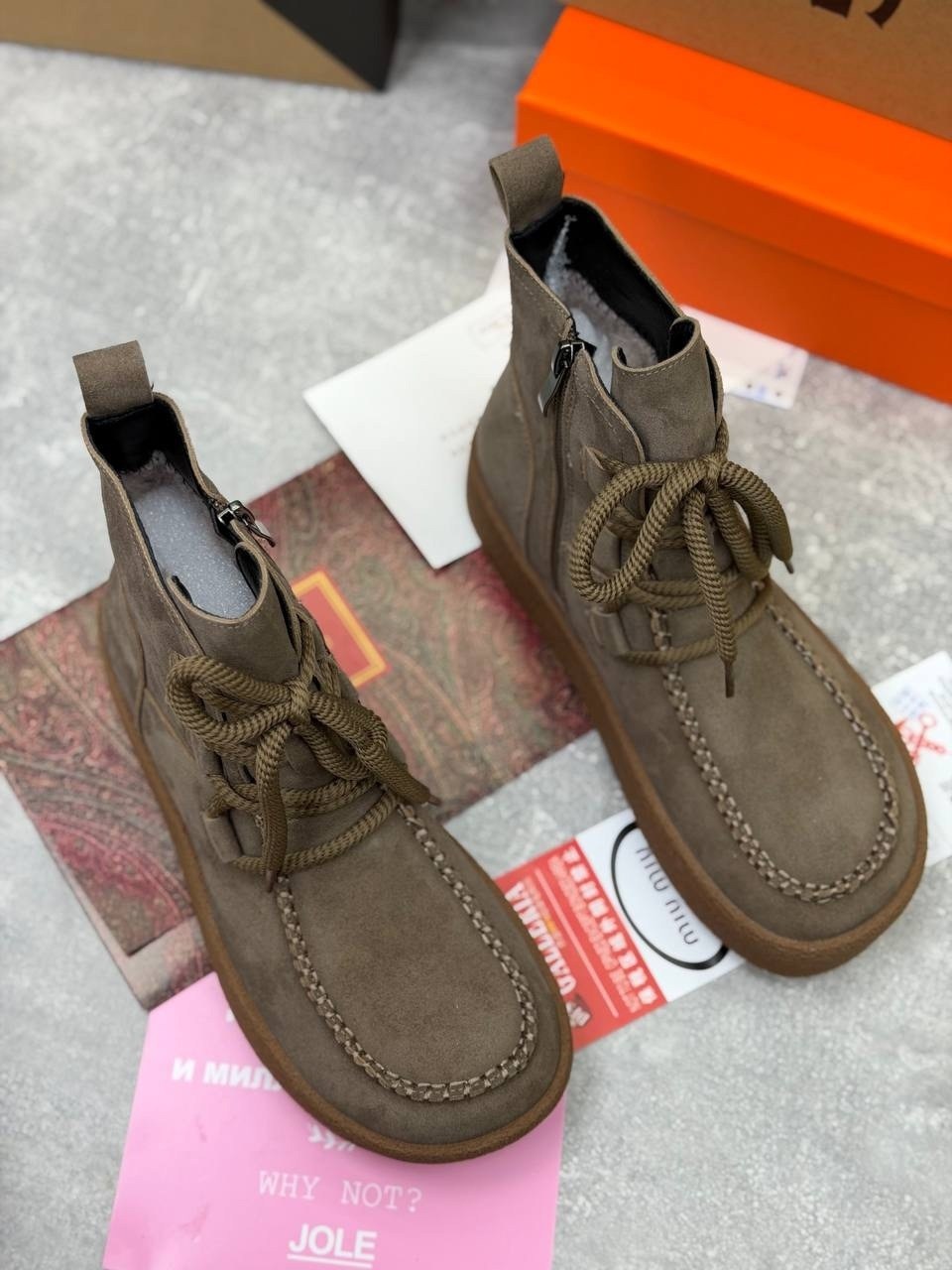 ,замшевые ботинки,ботинки модные, женская,повседневная