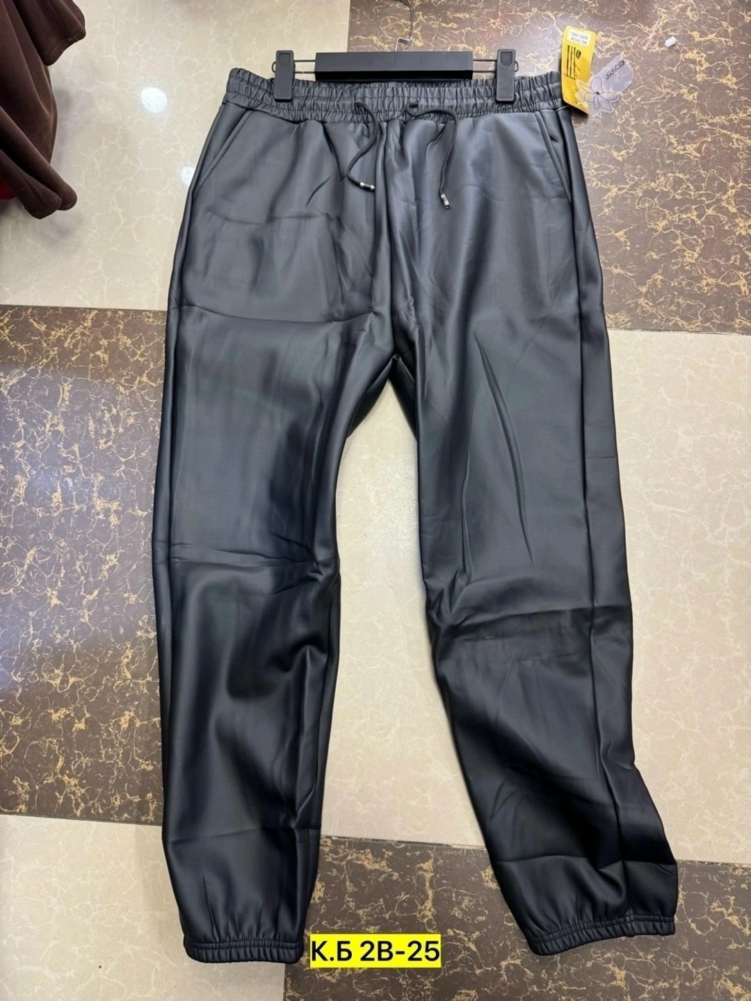 брюки из экокожи женские,брюки эко кожа,штаны кожаные,брюки женские кожаные,брюки из экокожи