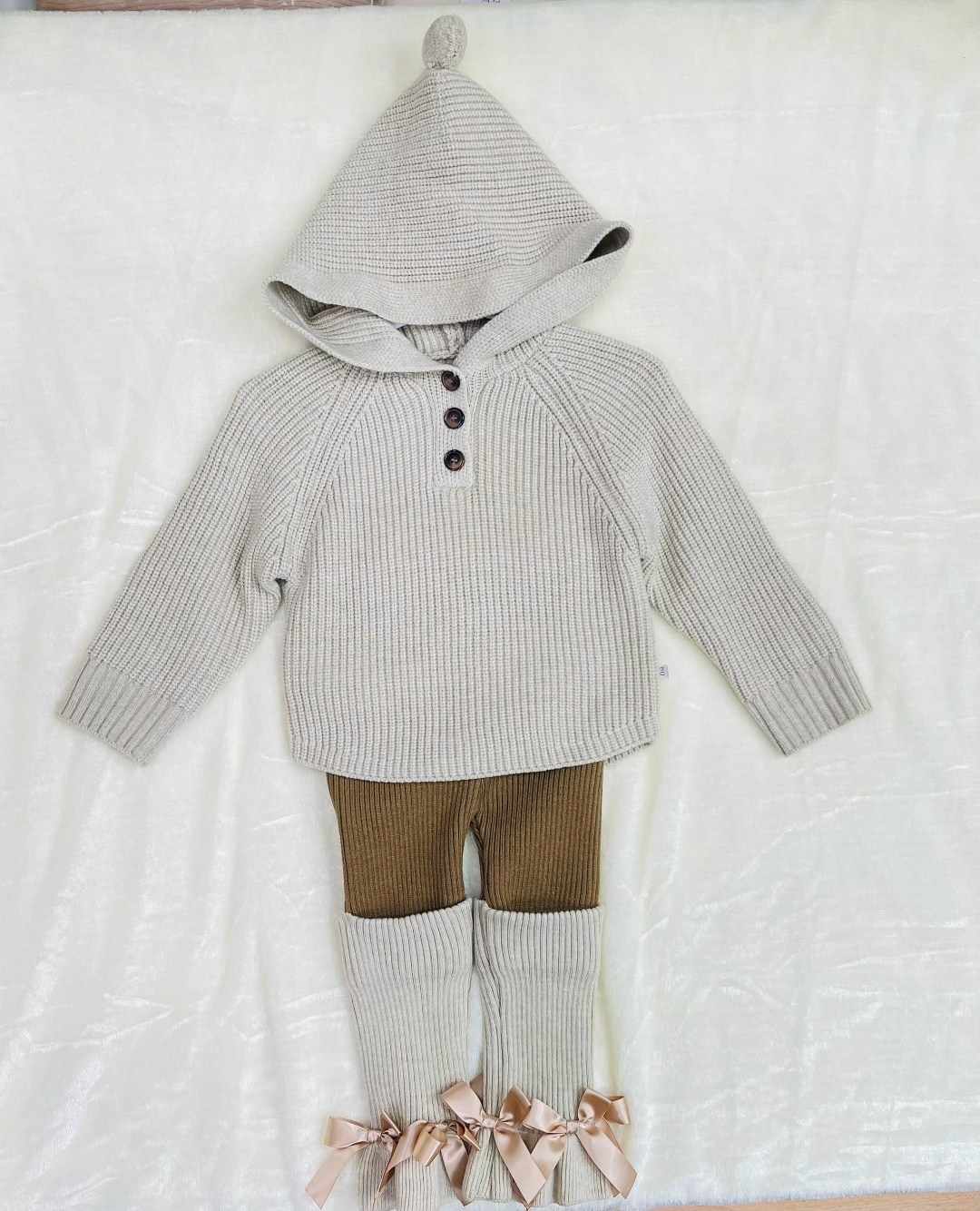 вязаные костюмы,детский вязаный костюм,вязаный костюмчик,детский вязаный комплект,детский вязаный костюмчик