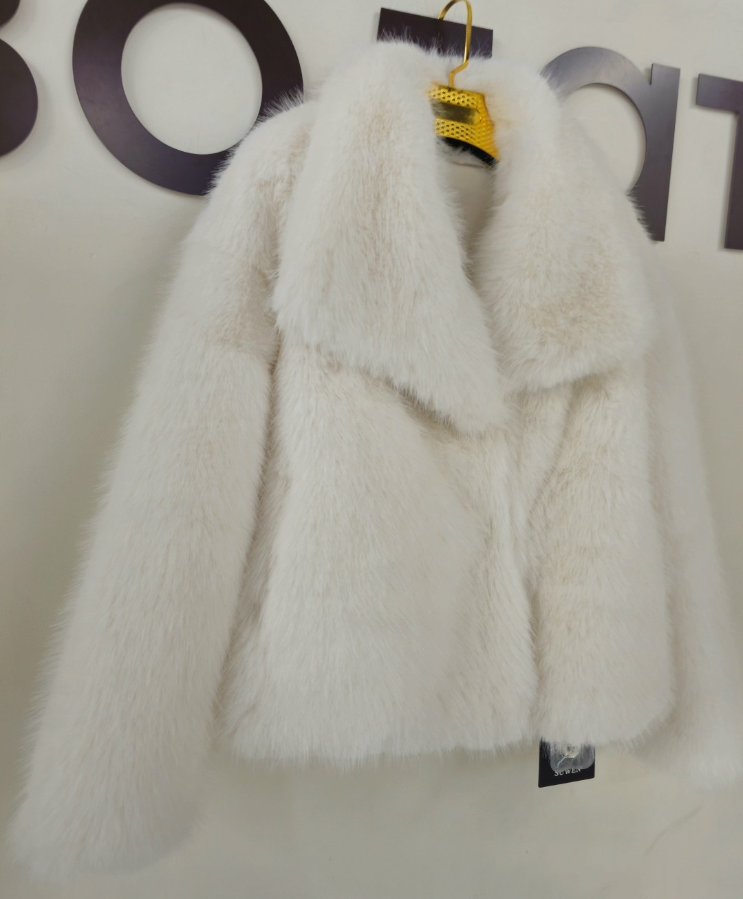 шуба искусственная,женская шуба,шубка,меховая куртка,куртка из искусственного меха