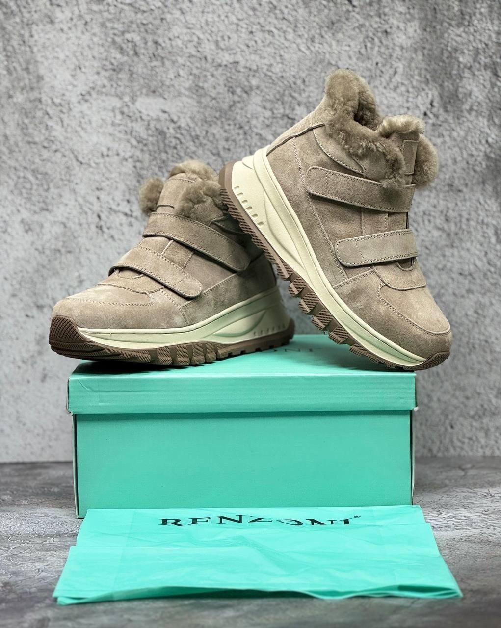 ботинки зимние из натуральной замши,,ботинка женские зимние,зимняя ,зимняя  женская