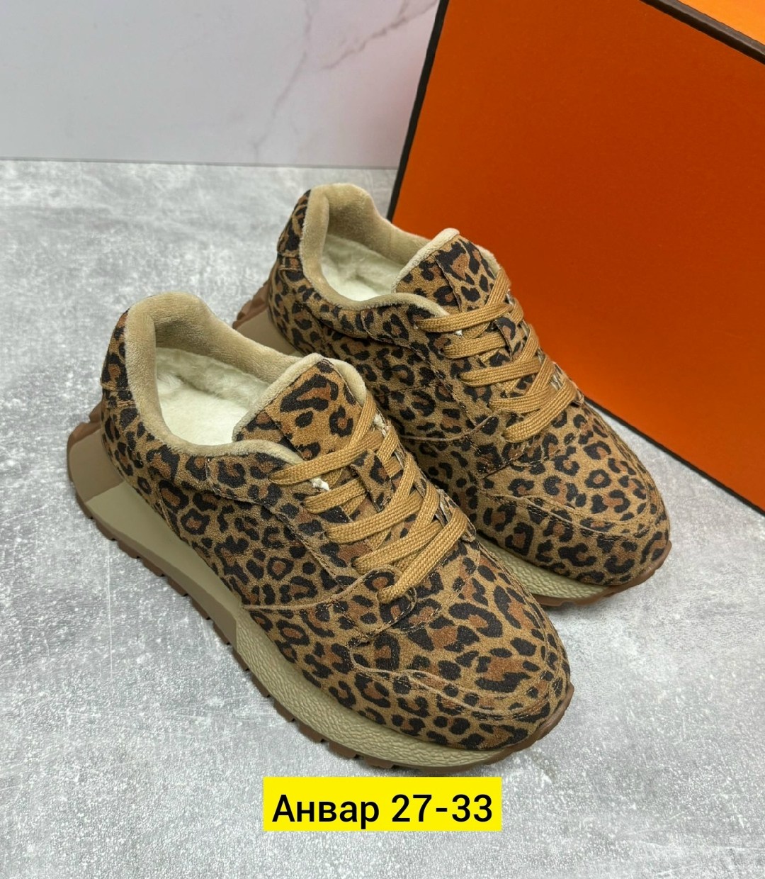 ,женские кроссовки,кроссовки замша,обуви,женские обуви