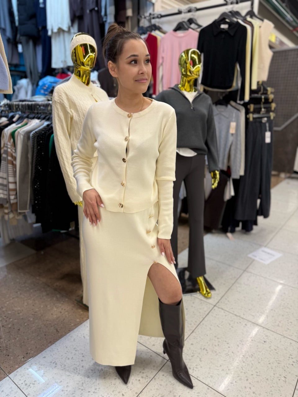 трикотажные костюмы,костюм юбка и кофта,женский трикотажный костюм с юбкой,трикотажный женский костюм,теплый костюм с юбкой