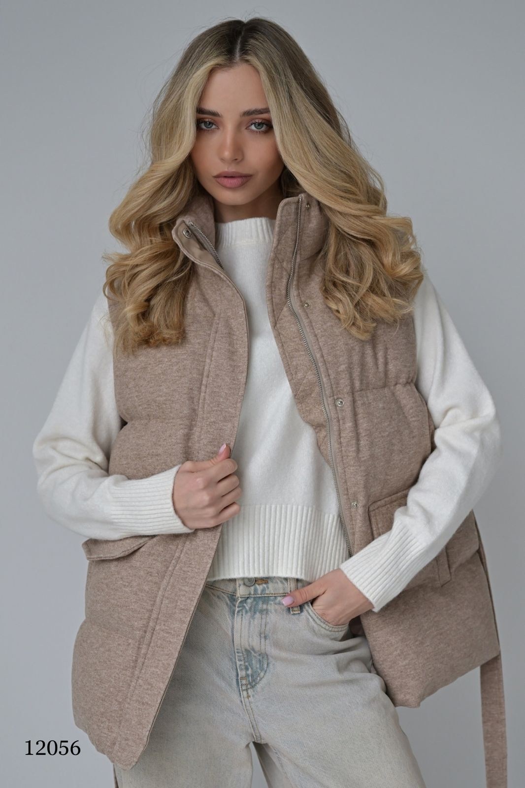 серая жилетка,женская жилетка,стильная жилетка,жилет,жилет женский