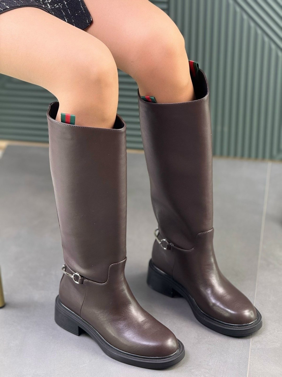 женские зимние сапоги,сапог женский,зимние сапоги,,модные сапоги