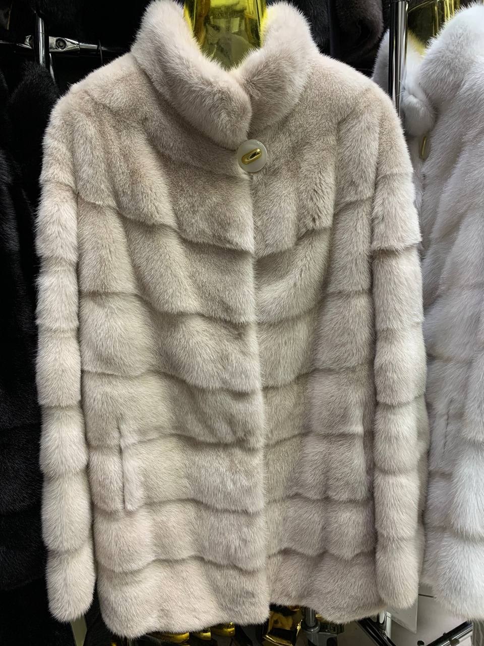 норковая шуба,белая норковая шуба,белая норковая шуба автоледи,шуба белая норка,белая шуба