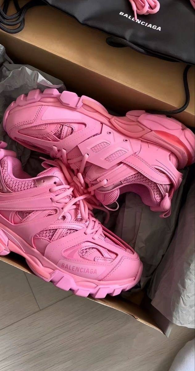 кроссовки женские balenciaga,баленсиага кроссовки трек розовые,кроссовки баленсиага трек женские,кроссовки модные,розовые кроссовки