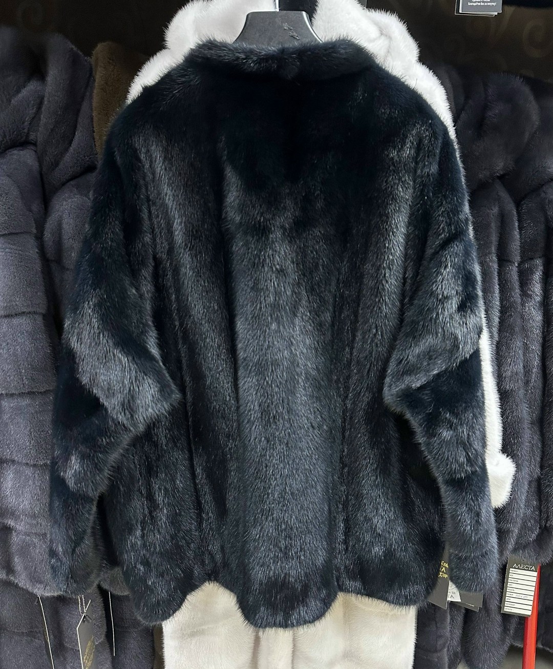 норковая шуба,короткая норковая шуба,шуба норка,полушубок из норки,норковая шуба с английским воротником