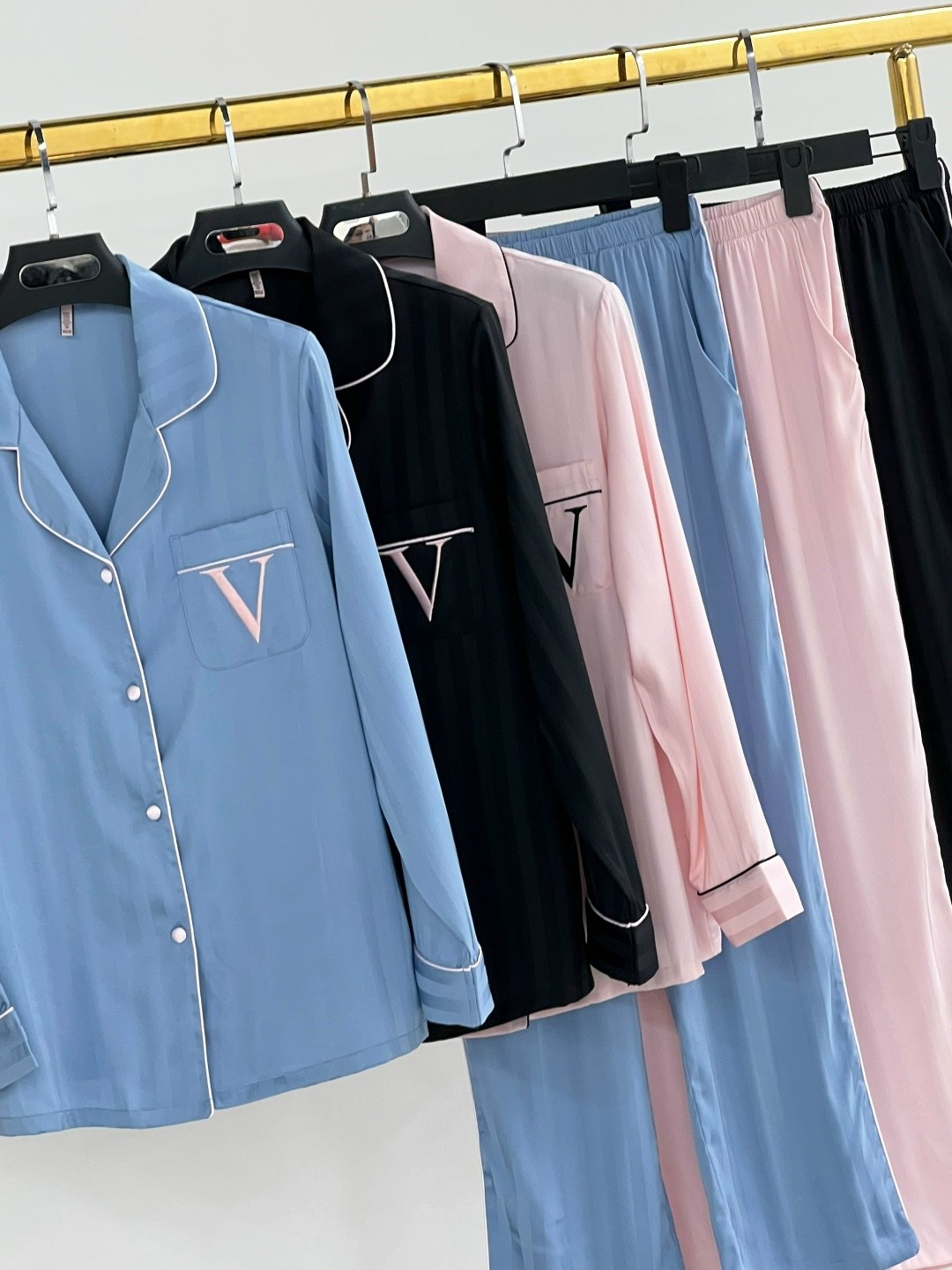 женская пижама,пижама комплект,пижама женская атласная,пижама виктории сикрет,пижама женская с штанами