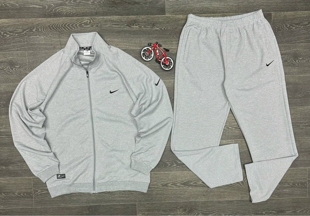 спортивные костюмы nike,мужские спортивные костюмы,костюм спортивный мужской nike,спортивные костюмы,костюм nike мужской