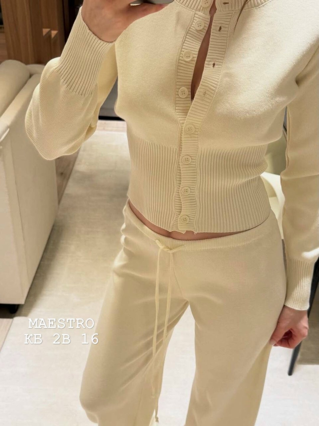 бежевый костюм,костюм трикотажный,вязаные костюмы,вязаные костюмы женские,костюмы женские