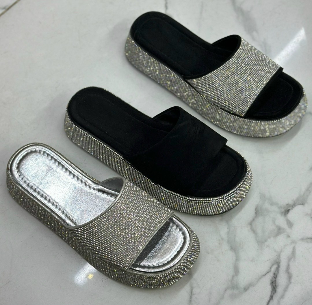 шлепанцы со стразами,женские шлепанцы,,шлепки женские,блестящие шлепанцы