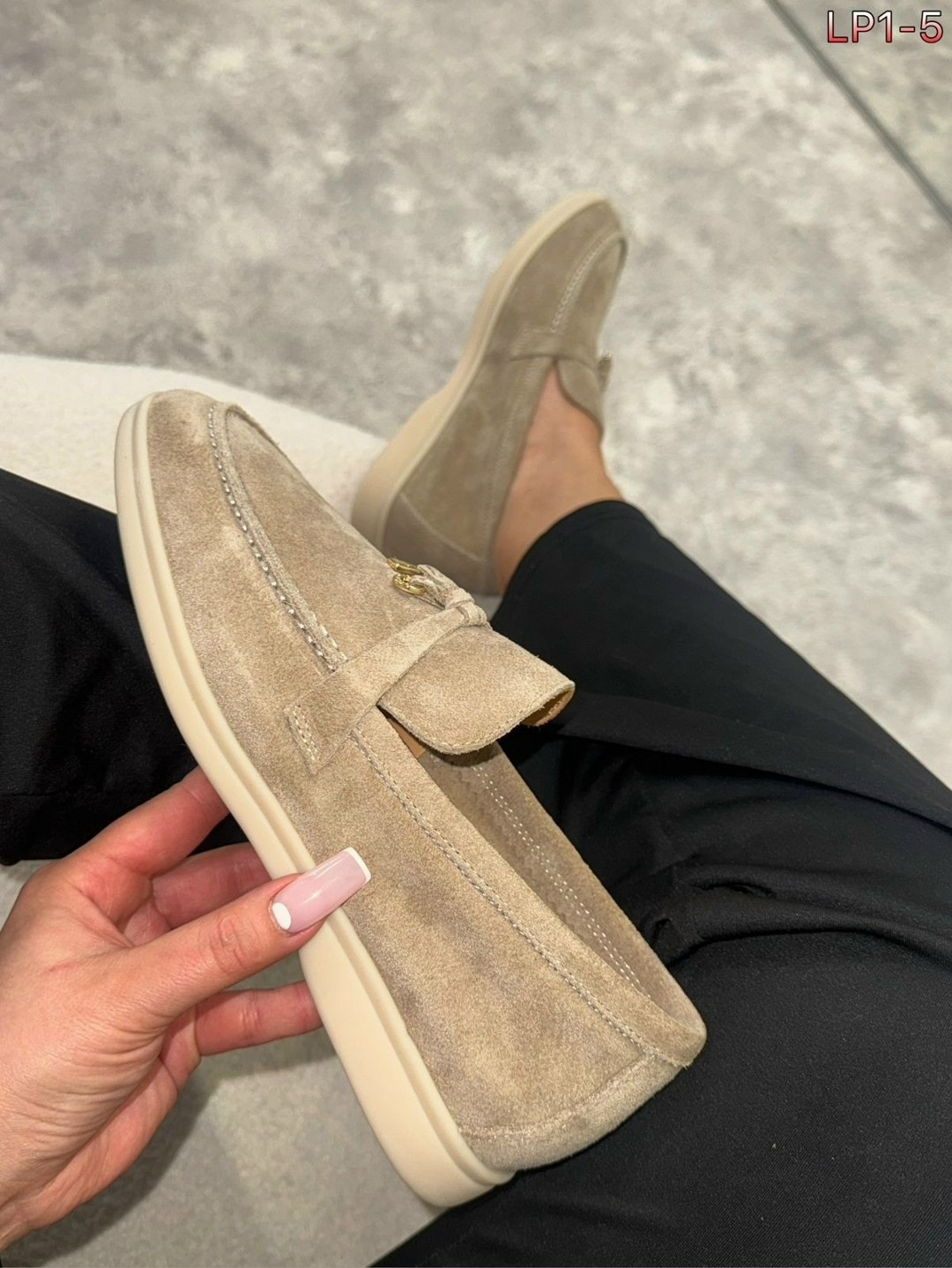 лоферы loro piana женские,лоферы loro piana,loro piana лоферы женские замшевые,лоферы из натуральной замши loro piana,