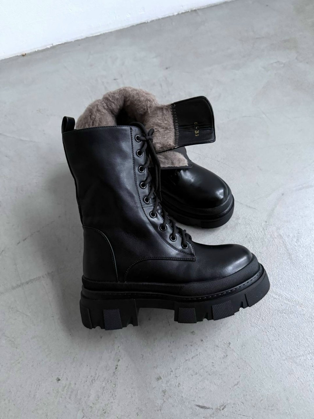 ,женские ботинки,ботинки женские черные,женская ,ботинки модные