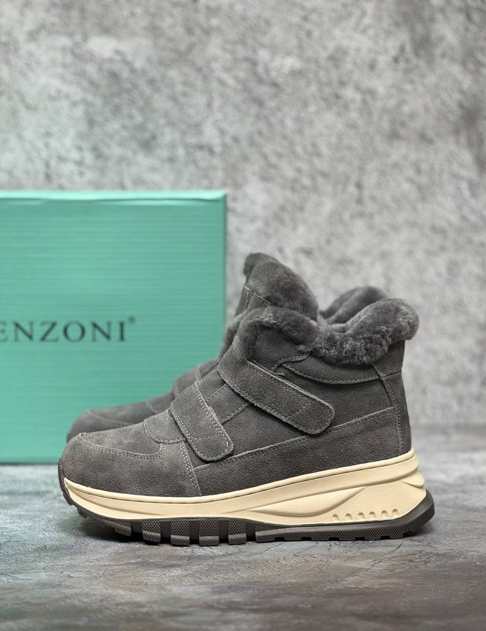 ,зимняя  женская,ботинки зимние из натуральной замши,ботинка женские зимние,зимняя